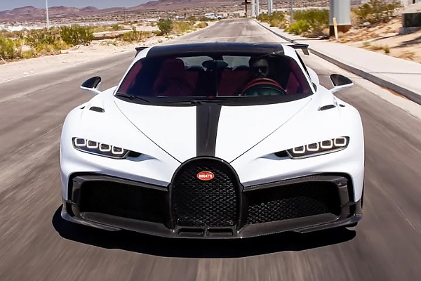 1-of-40 Bugatti Divo Hypercar Sells For $8.6 Million, Sets New Auction Record - autojosh 