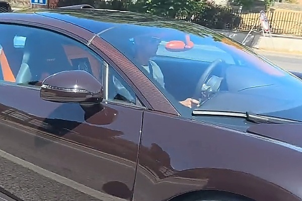 Now Restored : Cristiano Ronaldo Seen Driving His $2.2M Bugatti Veyron, Three Years After Crash - autojosh 