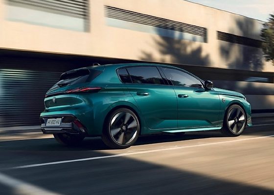 Facelifted Peugeot 308 Gets Illuminated Emblem, New Grille Design - autojosh