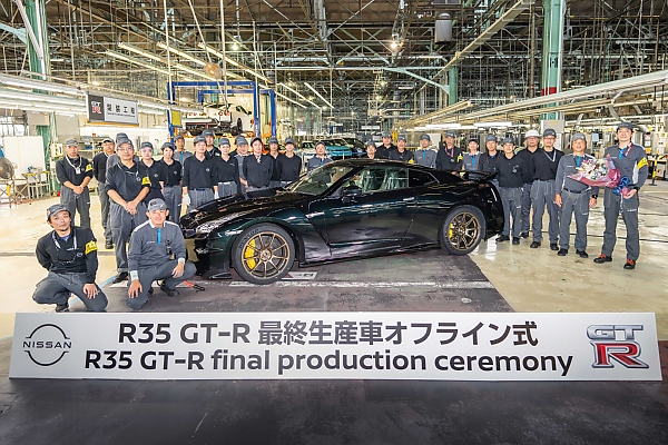After 18 Year Run, Nissan Bids Farewell To R35 GT-R As Final Vehicle Rolls Off The Production Line - autojosh