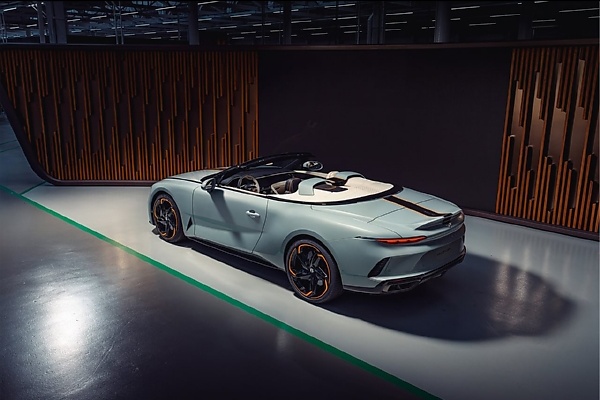 Bentley Reveals The First Bespoke Batur Convertible With Unique ‘One plus One’ Interior - autojosh 