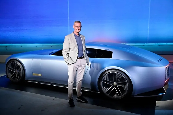 JLR CEO Behind Jaguar’s Controversial Rebrand And Shift To An All-electric Brand To Step Down - autojosh