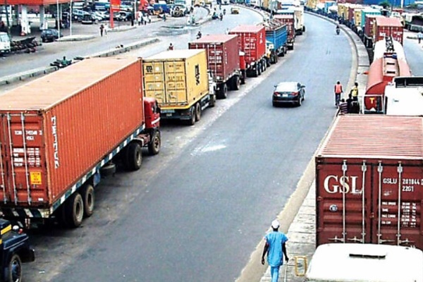Over 10,000 Trucks Registered As LASG Begins Enforcement Of E-call Up System Along Lekki-Epe Corridor - autojosh