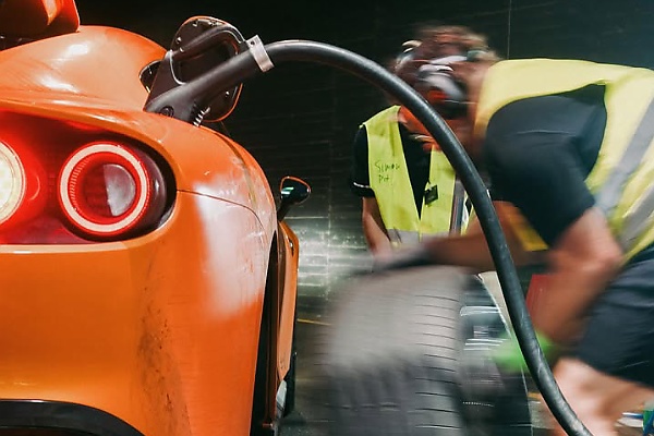 Mercedes-AMG GT XX Shatters 25 Long-distance Records, Including “Around The World Drive In 7 Days 13 Hours” - autojosh 