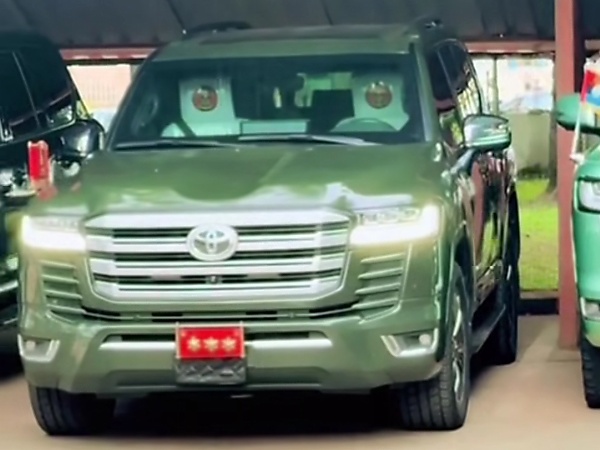 Check Out The Bulletproof Official Vehicles That Ferries Nigerian Service Chiefs - autojosh 