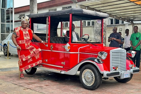 OPM Founder Takes Delivery Of Electric Vintage Car And A Golf Cart Gifted By His Chinese Partners - autojosh 