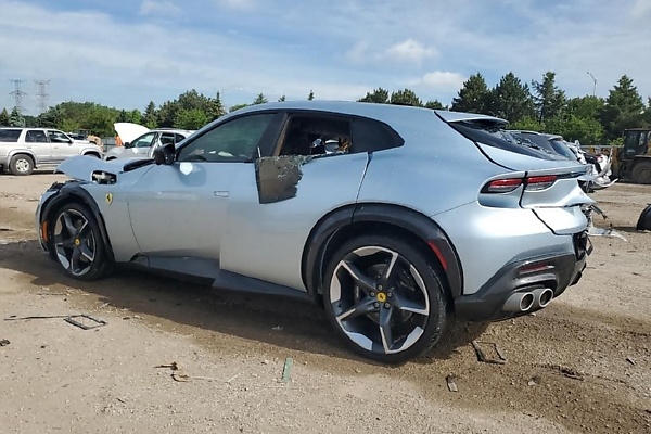 Badly Smashed 2024 Ferrari Purosangue SUV With Burnt Interior Is On Sale - Current Bid Now $275 - autojosh 