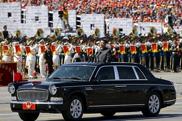 Chinese President Review Troops From The Roof Of Hongqi Limousine During 80th Victory Day Parade - autojosh 