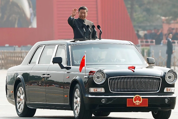 Chinese President Review Troops From The Roof Of Hongqi Limousine During 80th Victory Day Parade - autojosh 