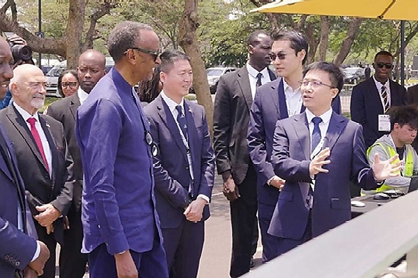 China’s EHang And Rwanda Jointly Launch Africa’s First Pilotless Human-carrying ‘Air Taxi’ - autojosh 