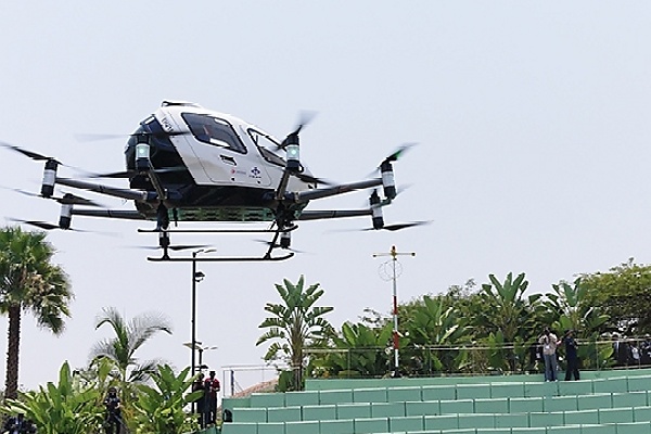 China’s EHang And Rwanda Jointly Launch Africa’s First Pilotless Human-carrying ‘Air Taxi’ - autojosh 