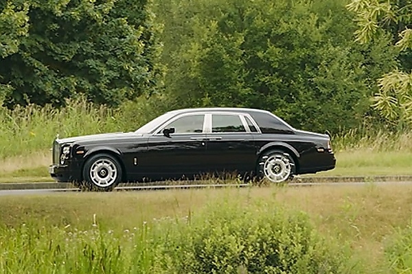 22 Years After : The Very First-production Phantom 7 Returns To Home of Rolls-Royce For Restoration - autojosh 