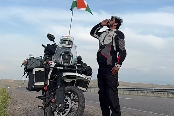 Indian Man On Round-the-world Trip Burst Into Tears After His $7,000 Motorbike Got Stolen In UK - autojosh 