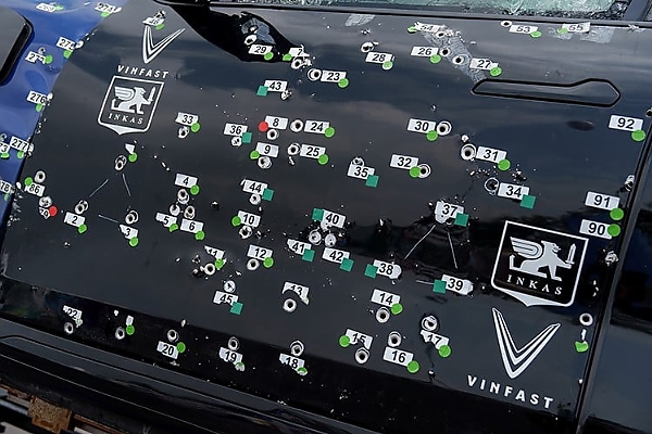 INKAS Unveils Lạc Hồng 900 LX, An Electric Armored SUV That Can Withstand 400 Laser-guided Rounds - autojosh