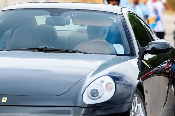 Moment Jose Mourinho Arrived For His Benfica Presentation In A Ferrari With A Police Escort - autojosh 