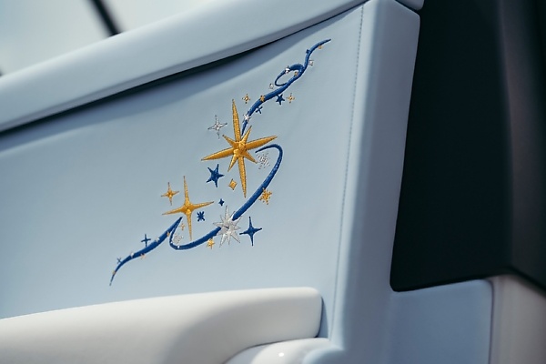 Rolls-Royce Reveals One-of-one Space-themed Cullinan Cosmos - autojosh 
