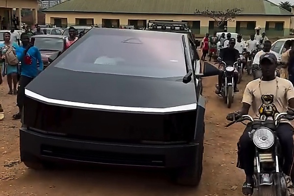 VeryDarkMan Pulls A Large Crowd After Turning Up At A Ghetto In Abuja In Tesla Cybertruck - autojosh