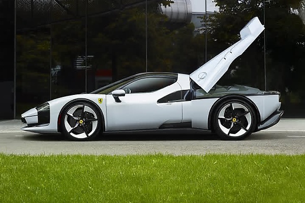 All-new One-off Ferrari SC40 Pays Homage To The Legendary F40 From The 1990s - autojosh