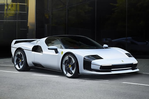 All-new One-off Ferrari SC40 Pays Homage To The Legendary F40 From The 1990s - autojosh