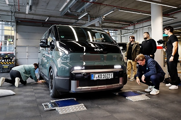 Fully-loaded Kia PV5 Cargo EV Drives 693-km On A Single Charge, Sets Guinness World Records Title - autojosh 