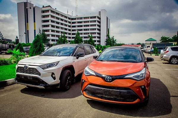 Nigeria Police Hands Over Stolen 2019 Toyota RAV4 SUV And 2020 Toyota C-HR To The Netherlands - autojosh
