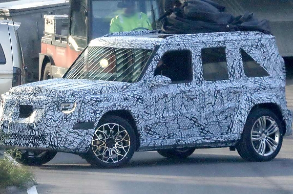 Camouflaged “Baby Mercedes-Benz G-Class” Spotted Testing Ahead Of 2027 Launch - autojosh 
