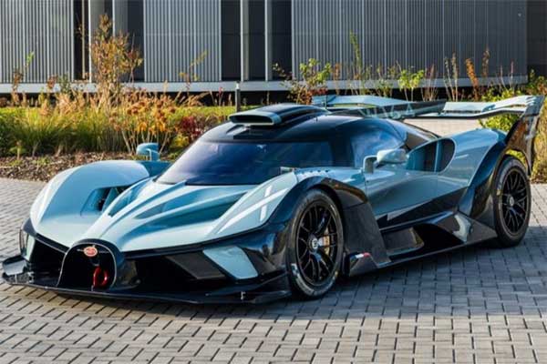 Bugatti Produces The Last Bolide Hypercar In Its Molsheim Factory