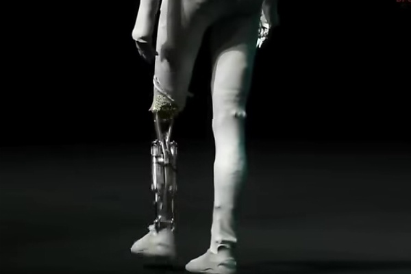 China’s EV Maker Unveils Next-Gen Robot That Walks Like A Lady, Cuts Open To Show No One Is Inside - autojosh 