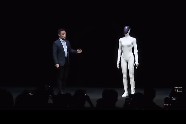 China’s EV Maker Unveils Next-Gen Robot That Walks Like A Lady, Cuts Open To Show No One Is Inside - autojosh