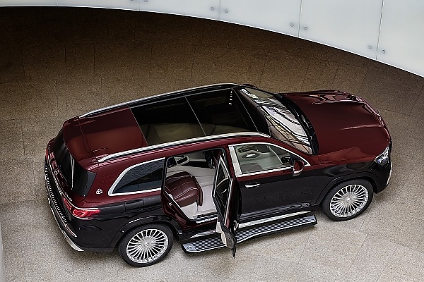 Dangote Chauffeured In Mercedes-Maybach GLS 600 Luxury SUV During His Trip To Zimbabwe - autojosh