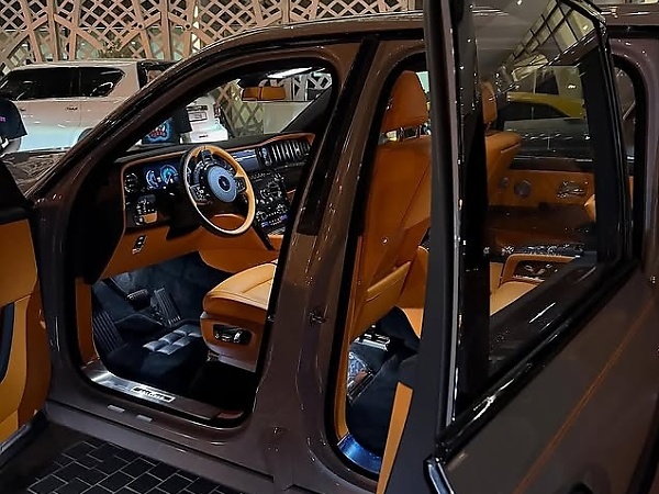 2025 Rolls-Royce Black Badge Cullinan Series II Worth N1.7b Joins Davido’s Car Collection - autojosh