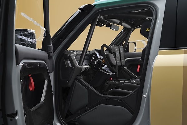 Defender Dakar D7X-R Revealed Ahead Of January 2026 Dakar Rally Debut - autojosh