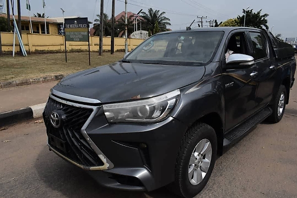 Photos : Delta State Police Impounds Luxury Cars For Illegal Use Of Siren, Covering Of Number Plates - autojosh