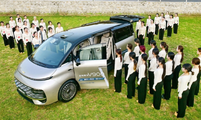 42 People Crammed Into Geely Galaxy V900 Minivan, Sets New Guinness World Record - autojosh
