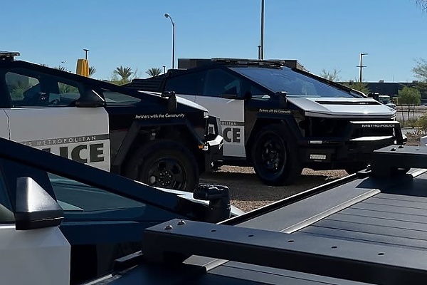 Las Vegas Metropolitan Police Department Adds Ten Cybertrucks To Its Patrol Fleet - autojosh