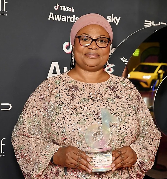 ‘London Bus Aunty’, A UK-based Nigerian, Wins ‘Video of the Year 2025’ At TikTok UK & Ireland Awards - autojosh