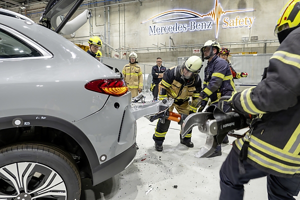 Mercedes-Benz Slices 5 Current Models To Train Fire Fighters On Rescue Operations - autojosh 