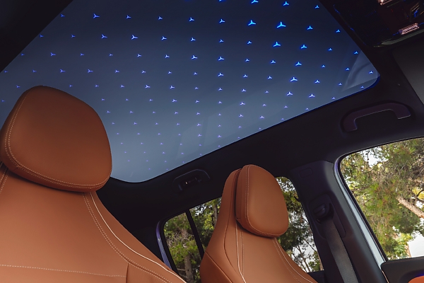 Mercedes-Benz Shows The Interior Of All-new GLB During Cold-weather Testing Ahead Of Dec 8 Reveal - autojosh 
