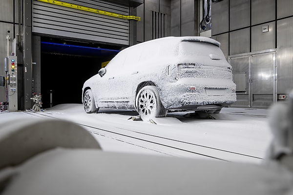 Mercedes-Benz Shows The Interior Of All-new GLB During Cold-weather Testing Ahead Of Dec 8 Reveal - autojosh 