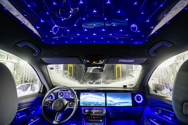 Mercedes-Benz Shows The Interior Of All-new GLB During Cold-weather Testing Ahead Of Dec 8 Reveal - autojosh 