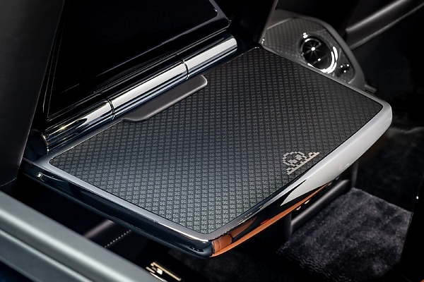 Rolls-Royce Creates One-off “Black Badge Ghost Gamer” Inspired By Videogames For A Client - autojosh 