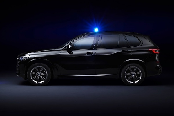 FBI Director Faces Backlash After Swapping His Fleet Of American-made Chevrolet SUVs For BMW SUVs - autojosh 