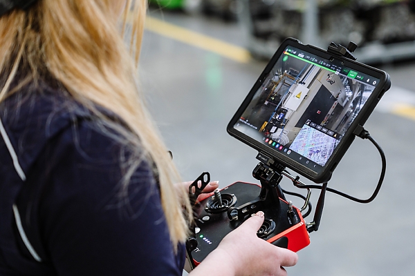 JLR Deploys Drone-based Inspection Pilot, Cuts 4‑Hour Process To Just 10 Minutes - autojosh