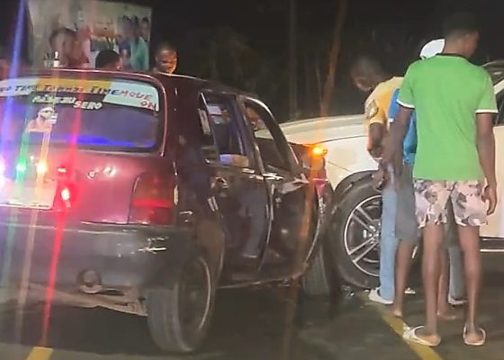 Mercedes-Benz GLE And Ibadan’s Micra Taxi Involved In A Crash – But Who Do You Think Is At Fault - autojosh
