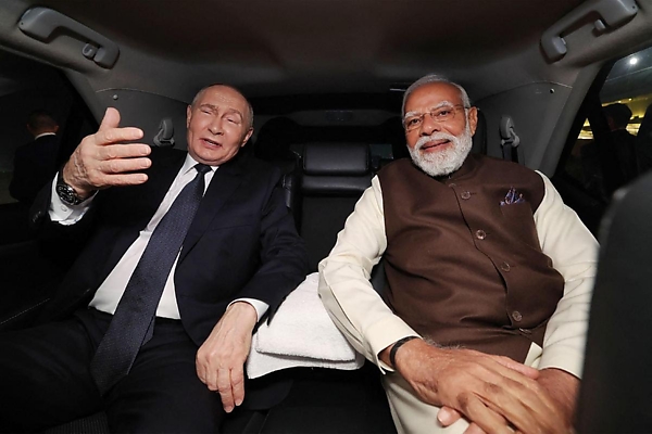 A Message To The West? PM Modi And Putin Rode In Indian-assembled Toyota Fortuna During Visit To India - autojosh 