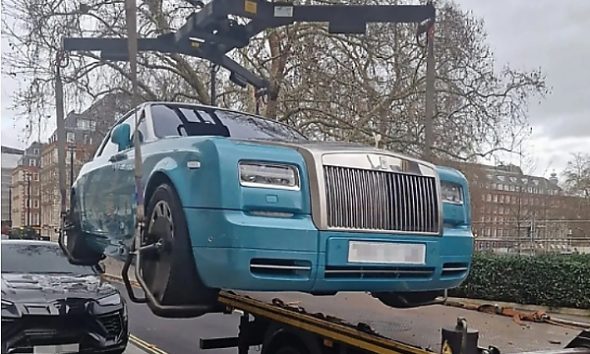 Saudi-registered Rolls-Royce Phantom Coupe Towed In ‘Supercar Illegal Parking Crackdown’ In London - autojosh