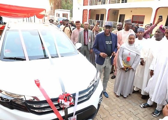 EFCC Rewards ‘Staff Of The Year’, Bilkisu Buhari Bala, With Brand New GAC GS3 Crossover SUV - autojosh