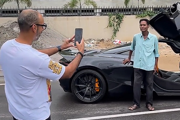 McLaren 750S Owner Allowed Man Admiring His N1 Billion Hypercar To Take Photos With It - autojosh 