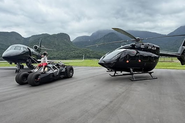 Batman Fan, Neymar Junior, Shows Off His New $1.5 Million Batmobile, Helicopter And Private Jet - autojosh