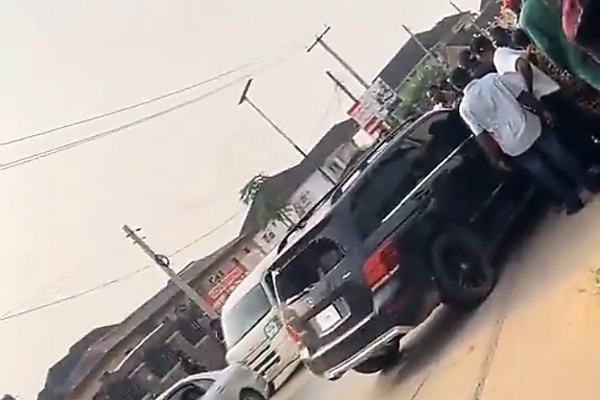 19-year-old Driving A ‘Plateless, Tinted Car’ Knocks Down 3 Officers In Edo State, Arrested With Illicit Drugs - autojosh 